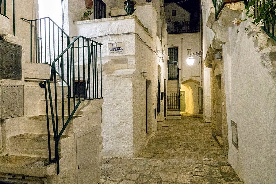 CISTERNINO3.jpg