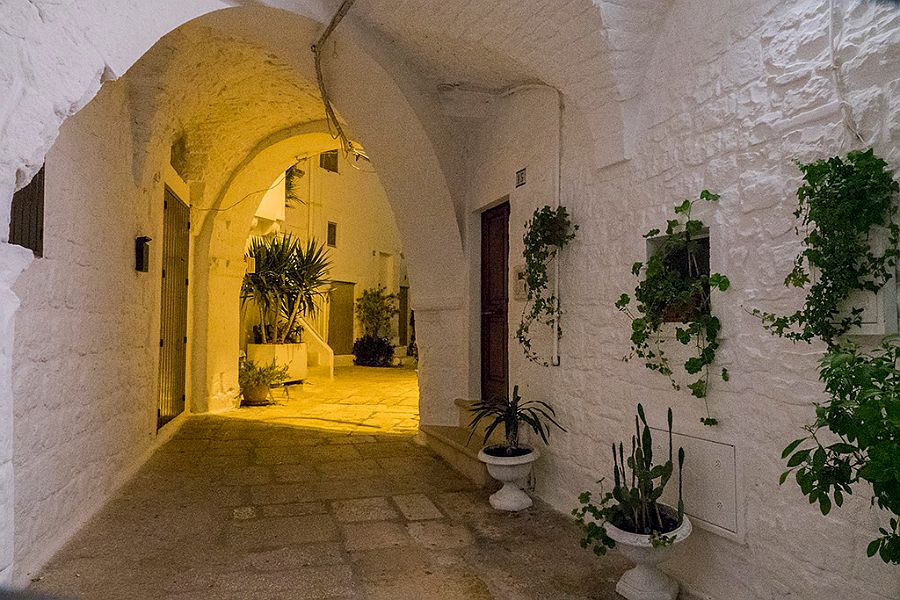 CISTERNINO4.jpg