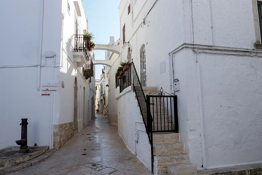 OSTUNI1.jpg