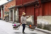 China137